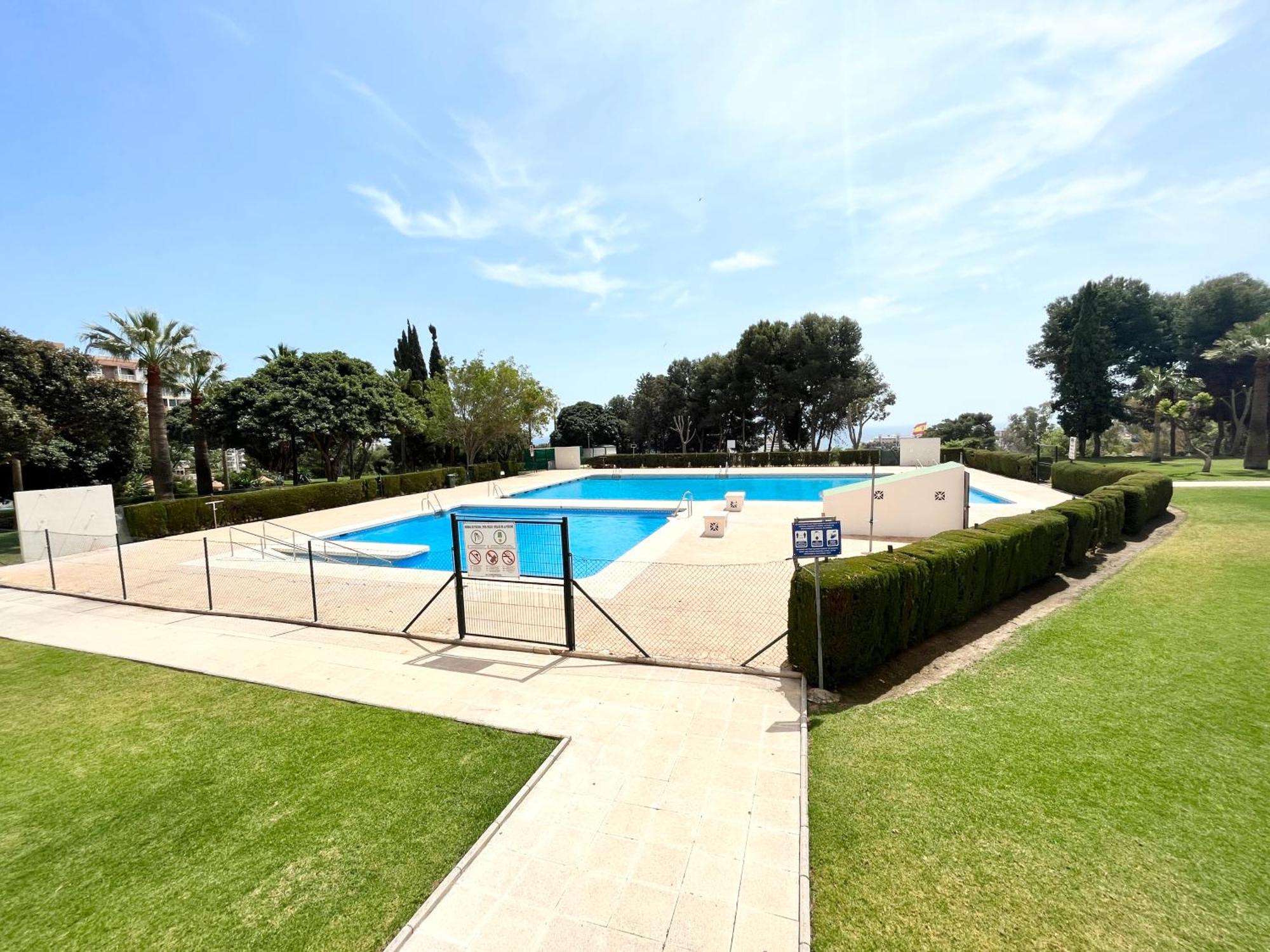 Cozy Central Studio Near The Beach Benalmadena Bagian luar foto
